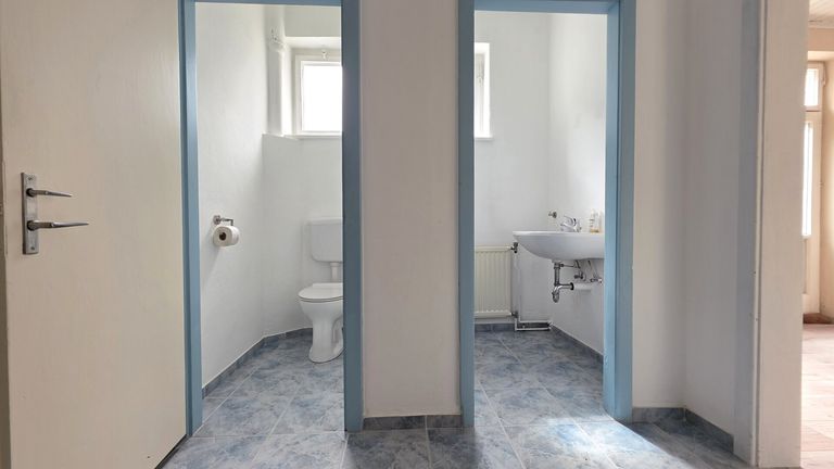 Toilette Geschäftsfläche