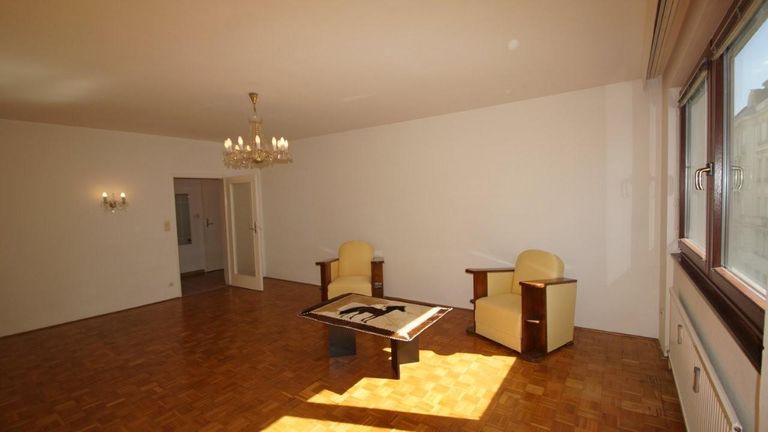 12 Wohnzimmer 1080