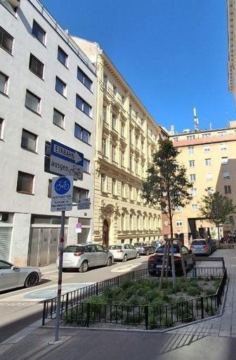 18 Wohnhaus 1080