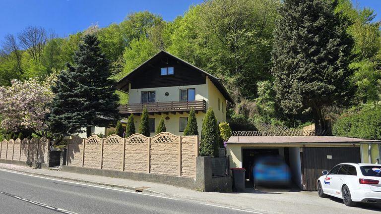 25 Staßenansicht