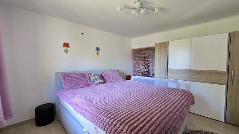 12 Schlafzimmer OG
