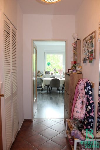 Vorraum/Eingangsbereich - WC - AR - Wohnzimmer