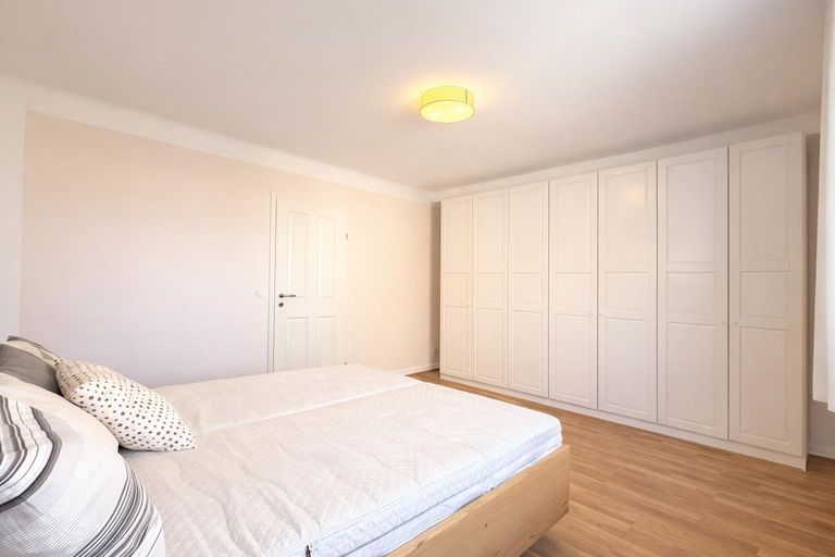 Schlafzimmer - großer Schrank