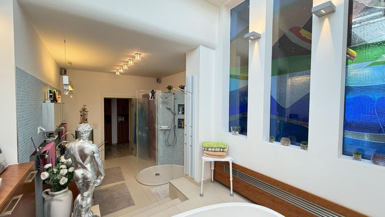 Badezimmer EG