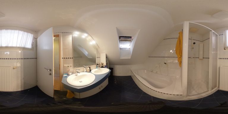 Badezimmer DG