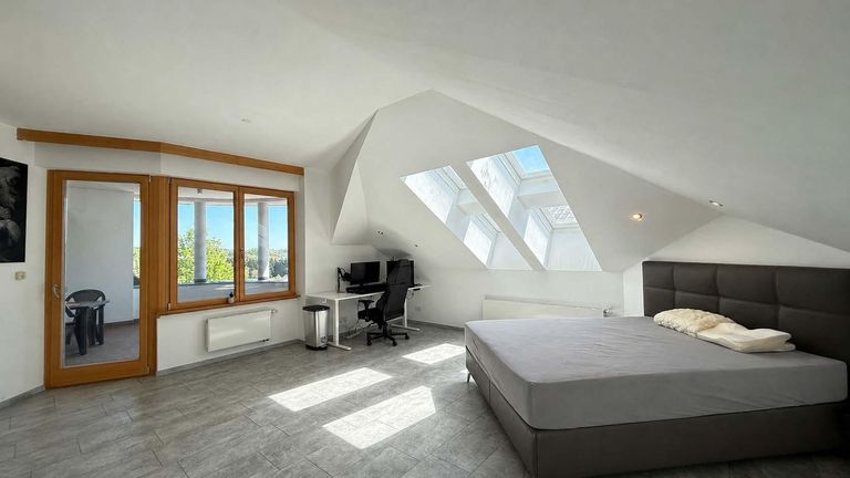 Schlafzimmer mit Terrasse DG