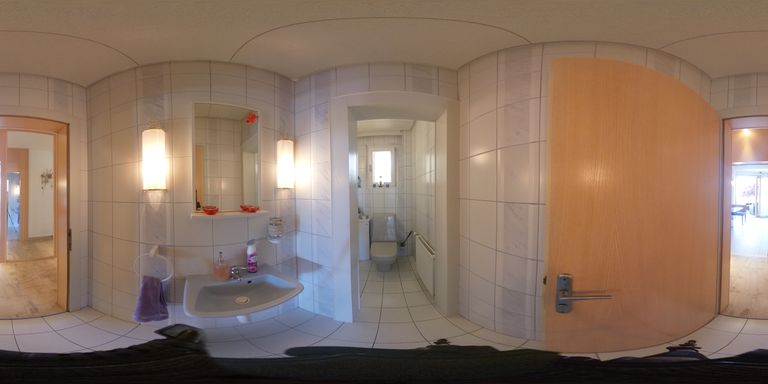 WC EG