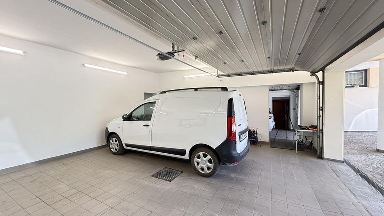 3 Garagenplätze