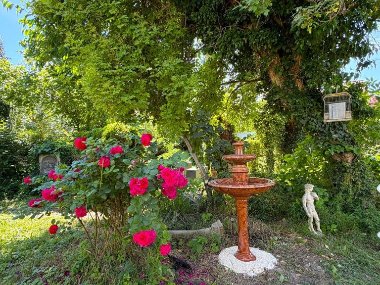 Detailreicher Garten