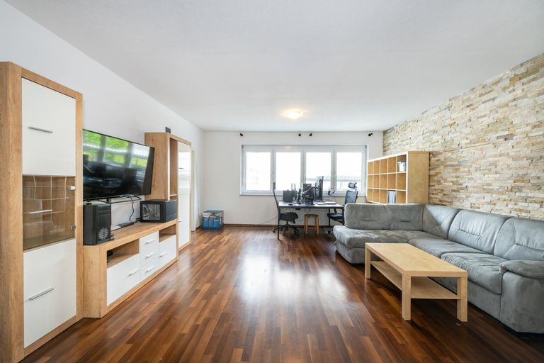 Offener Wohn-/Essbereich