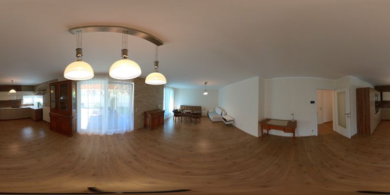360°