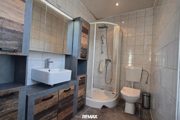 Badezimmer EG