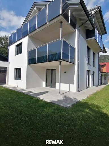 Westansicht Balkon Top 2 OG.