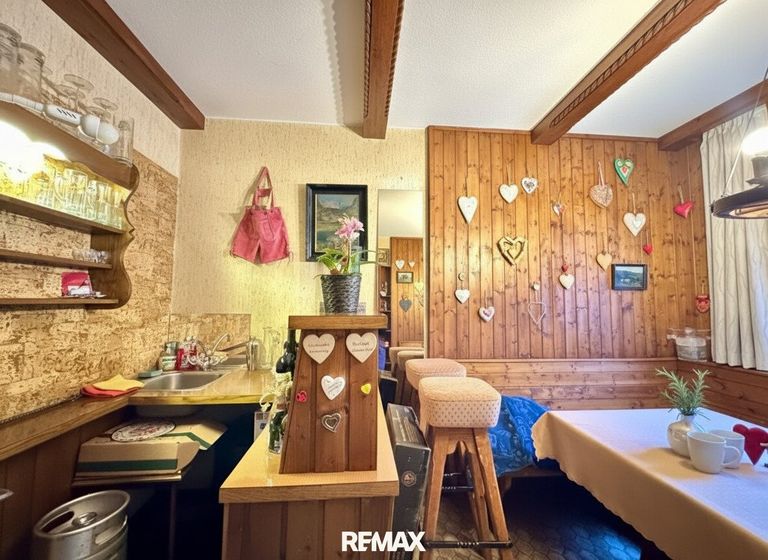 urige Bar, EG