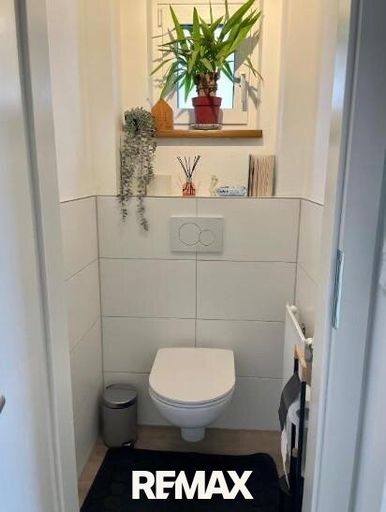 Gäste WC OG