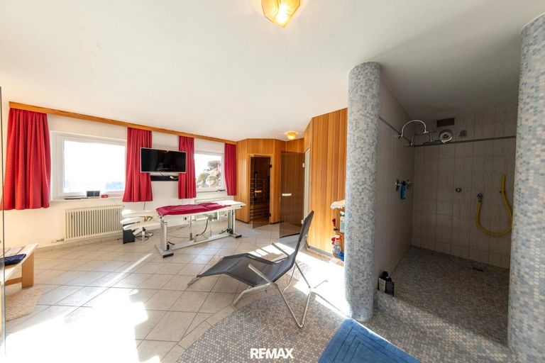 Saunabereich + Dusche
