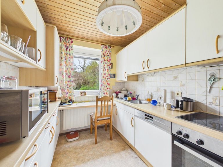 CAM04191G0-PR0089-STILL003