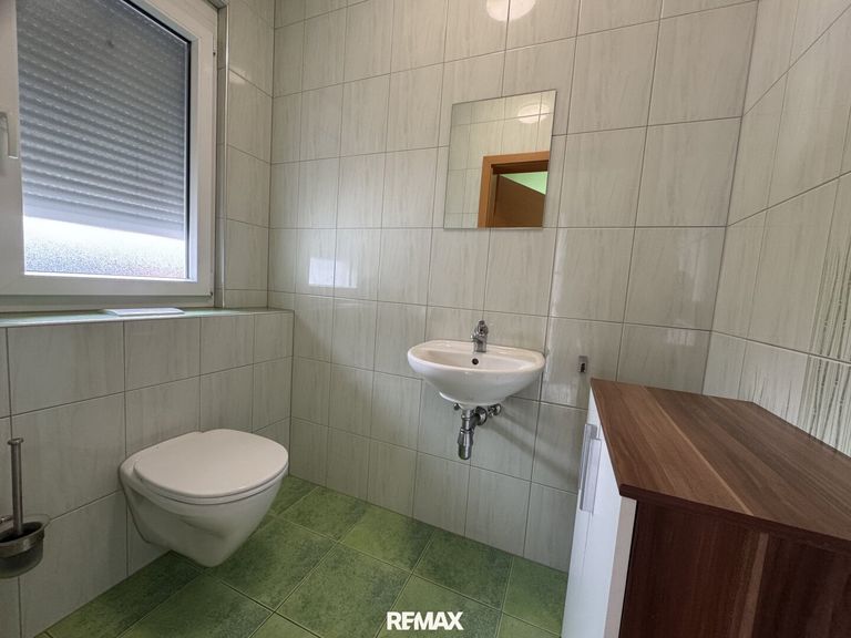 WC extra