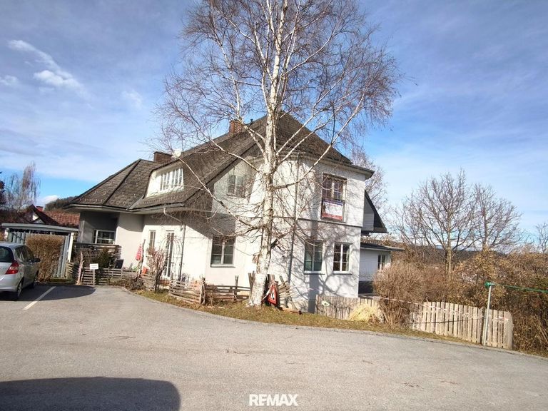 Mehrparteienhaus Ansicht (2)