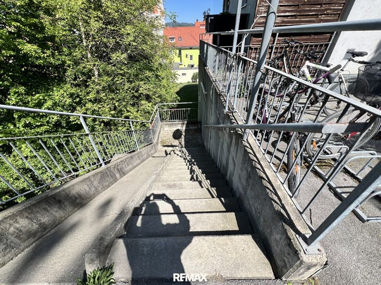 Abgang zum Radkeller