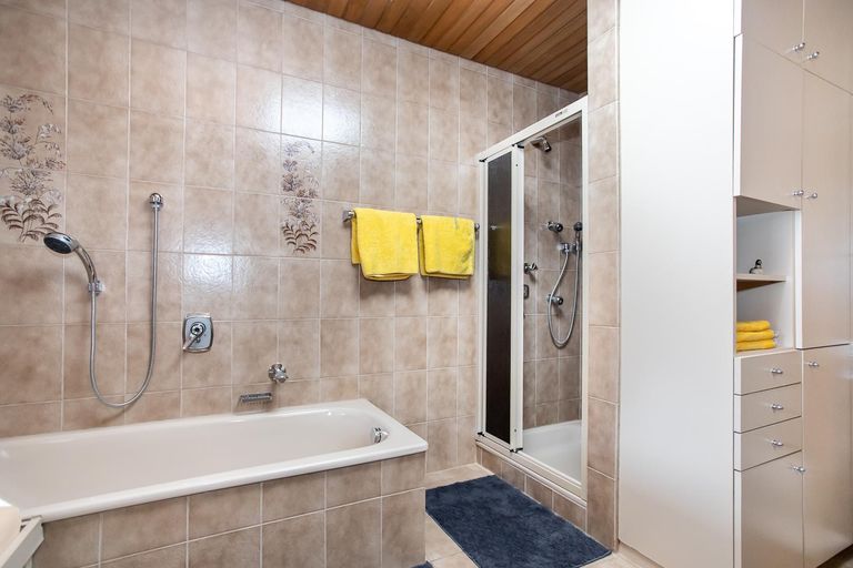 Badezimmer Erdgeschoss