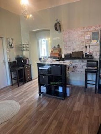 Wohnung  Erdgeschoss  Frisörsalon