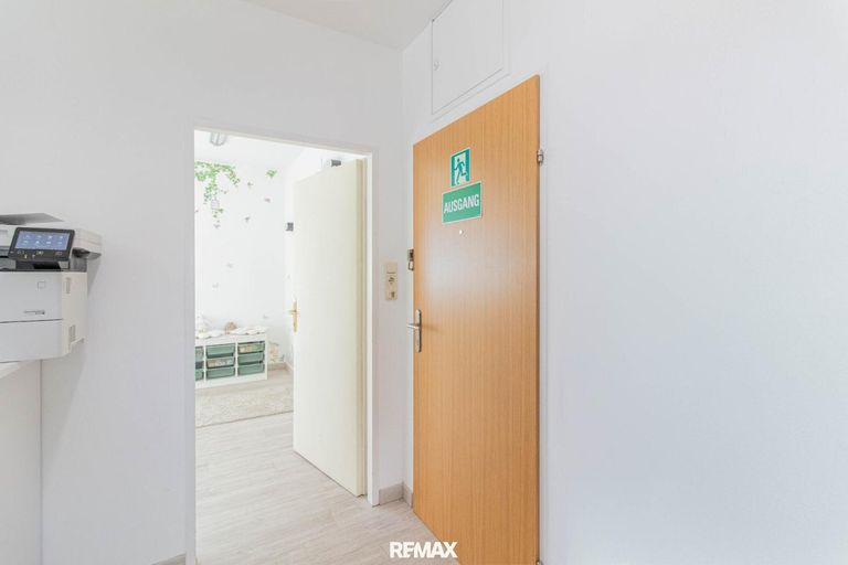 vielseitig nutzbar (Büro / Praxis)