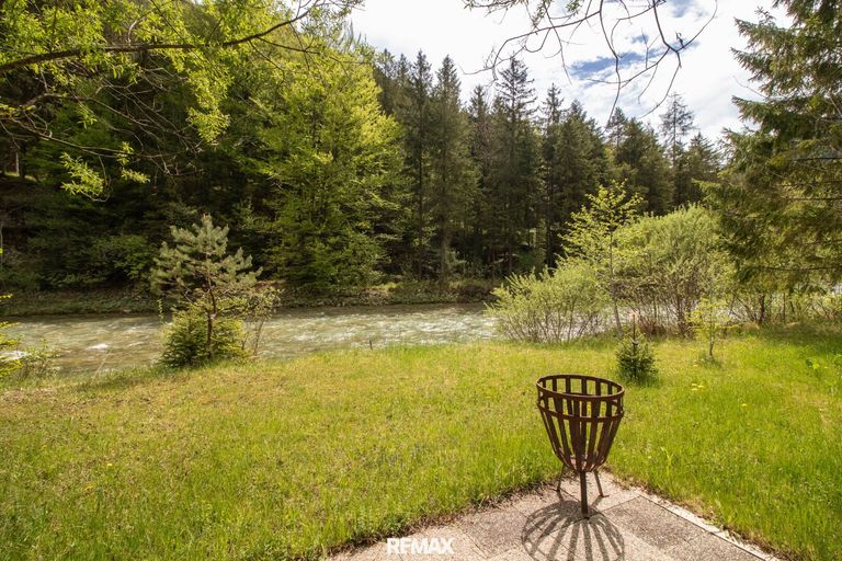 auf Wunsch: Naturparadies mit Flusszugang