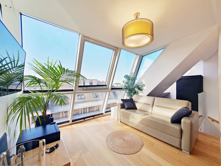 GALERIE/ZIMMER (Ebene 2)