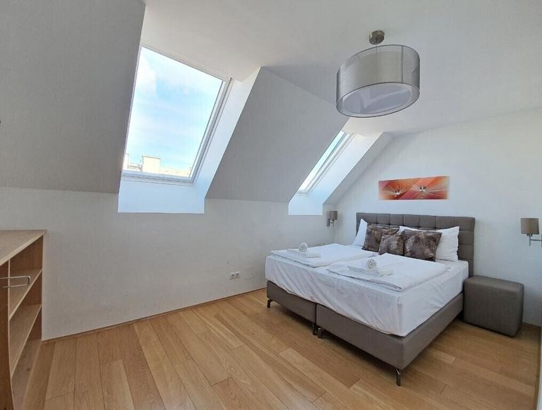Schlafzimmer 2