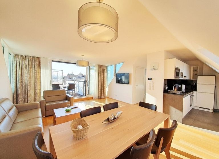 geräumige Wohnküche ca. 40 m²