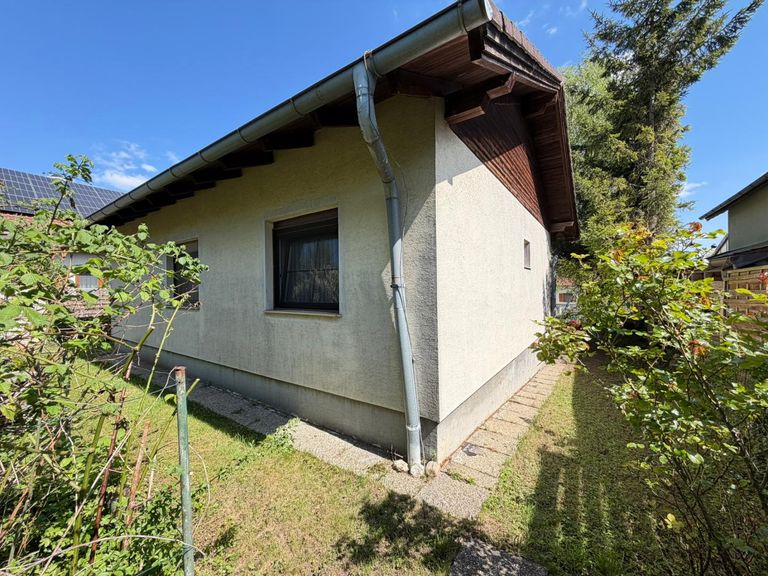 4 Haus Rückseite