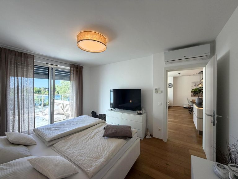 SZ 3 / 3 mit angeschl. Terrasse / Donau-Blick