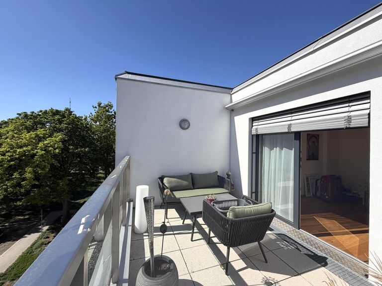 Terrasse 2 / 2