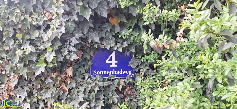 Sonnenbadweg 4