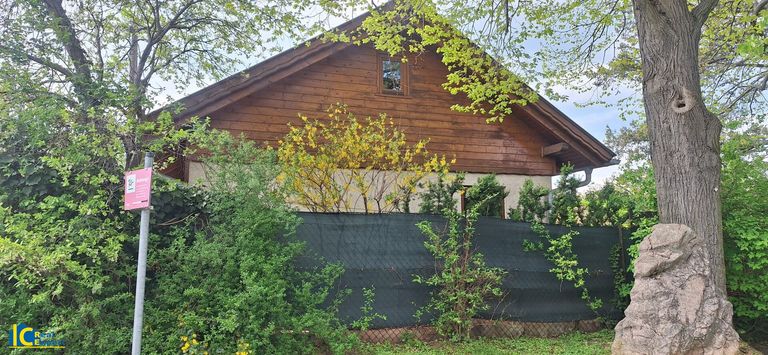 Nettes Holzhaus