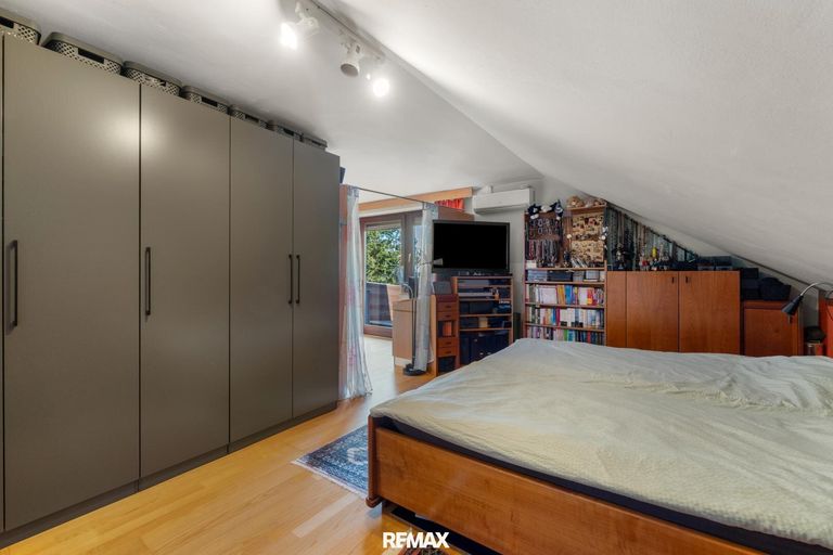 Schlafzimmer DG (2)
