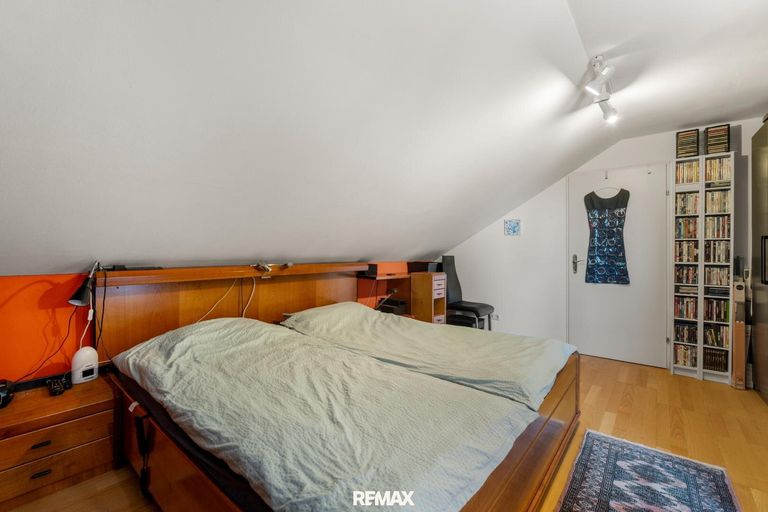 Schlafzimmer DG (1)