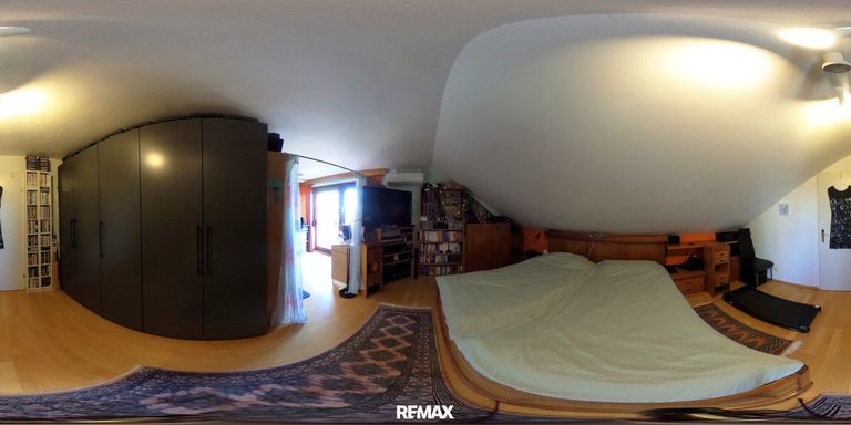 Schlafzimmer DG 360