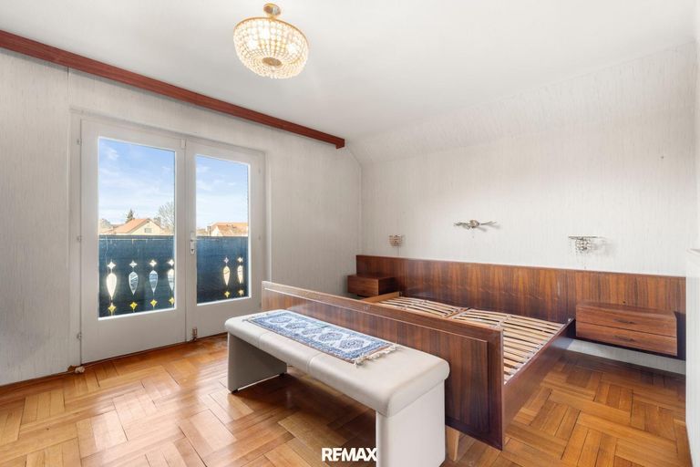 Schlafzimmer II