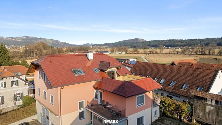 Dach mit Dachterrasse