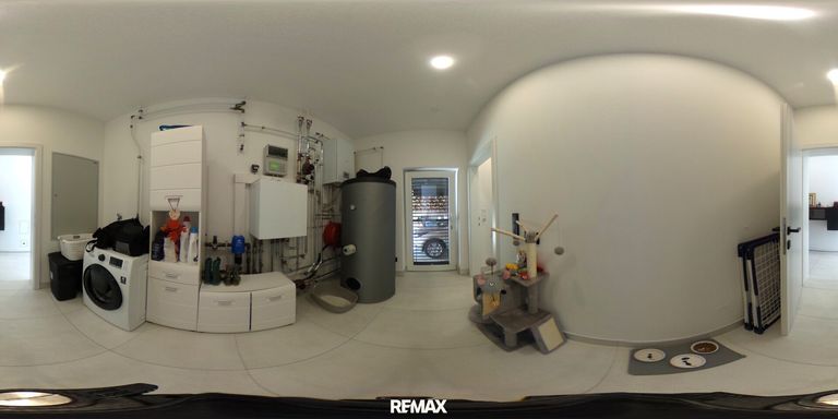 Technikraum und Speis EG
