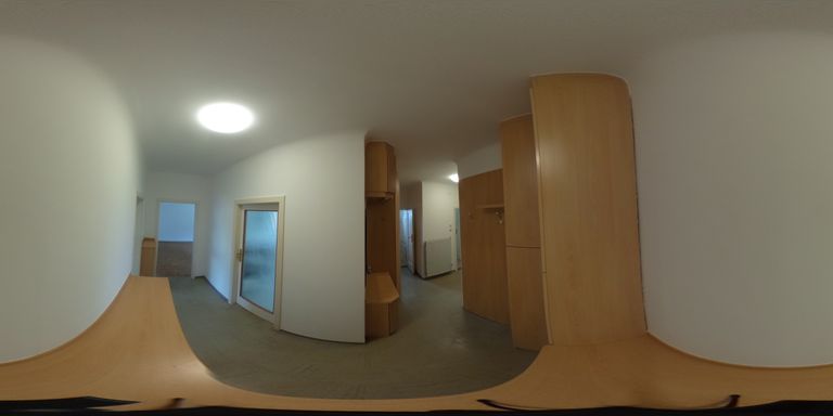 R0011601