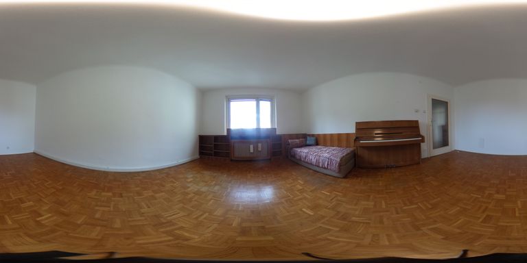 R0011600