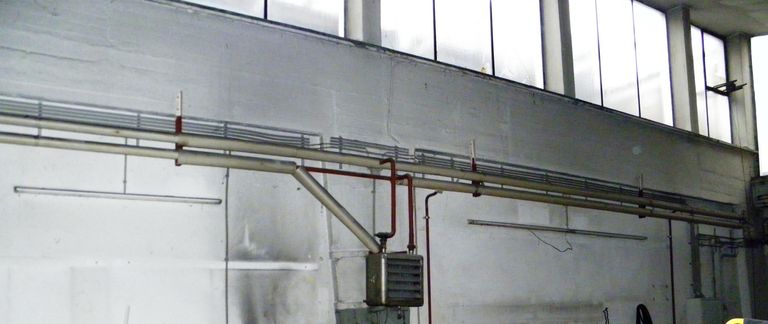 Hallenfenster