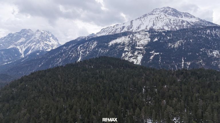 Nassereith - Grundstück - Drohnenansicht.
