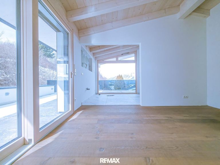 Master-Bedroom