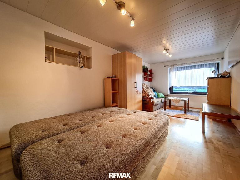 Rechte Haushälfte: Schlafzimmer