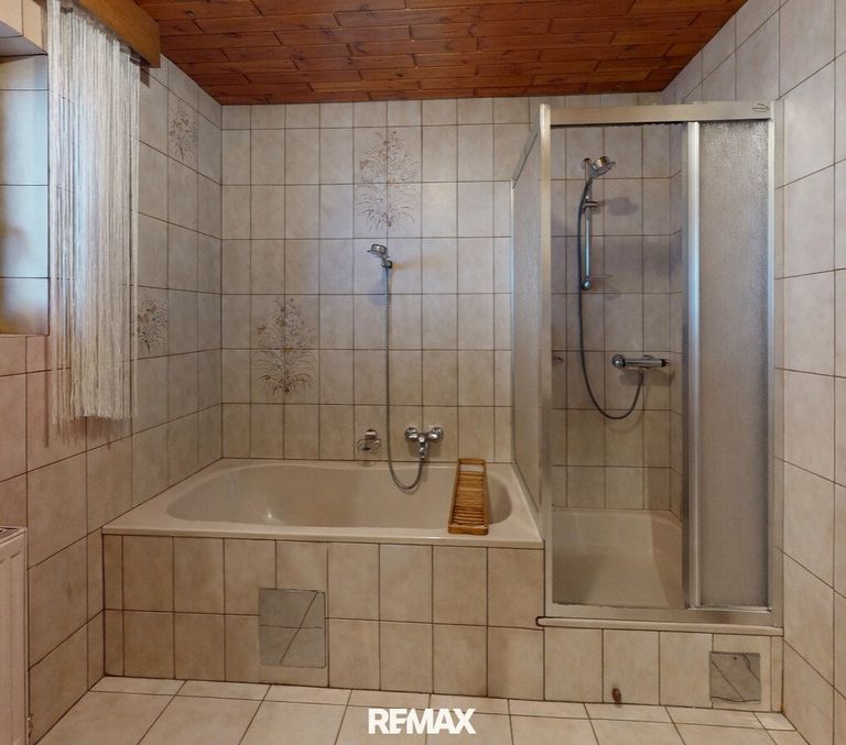Wohnung - Badezimmer