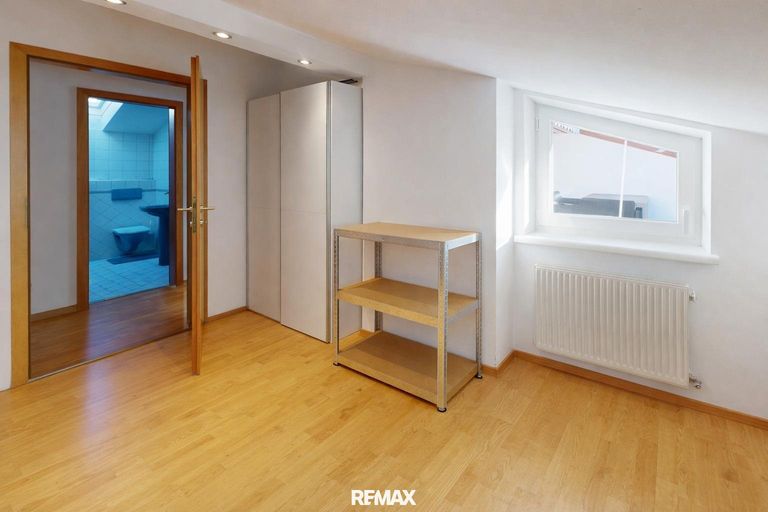 Wohnung - Zimmer III OG